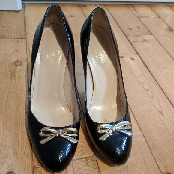Kate Spade Bow Heels - Picture 2 of 4